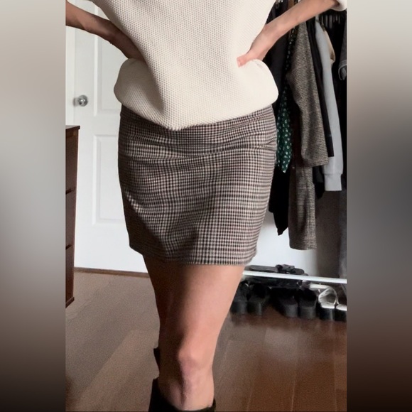 Dynamite Plaid Mini Skirt - Picture 1 of 7